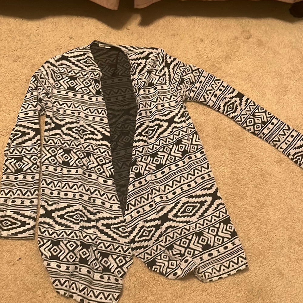 American Eagle Aztec printed cardigan